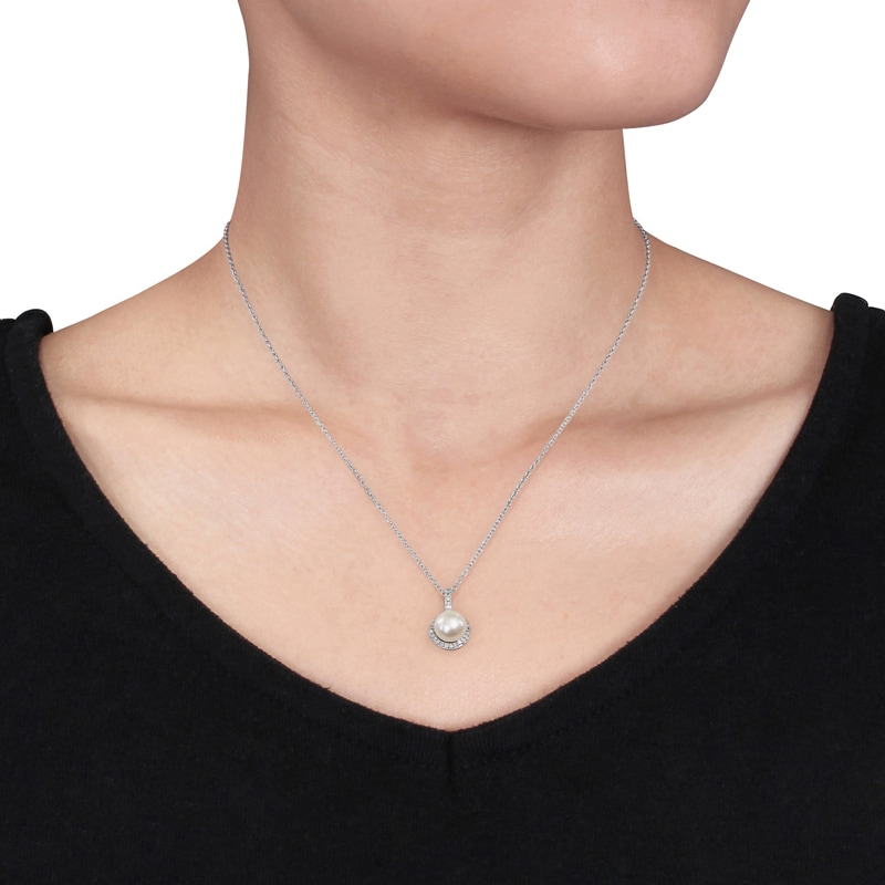 Main Image 3 of Previously Owned-8.0-8.5mm Button Freshwater Cultured Pearl and 1/10 CT. T.W. Diamond Frame Pendant