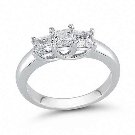 Previously Owned - 1/4 CT. T.w. Princess-Cut Diamond Three Stone Band in 14K White Gold (H/Vs2)