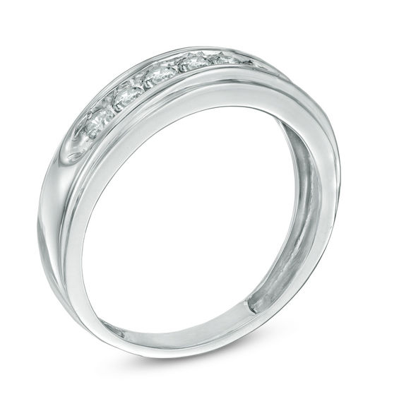 Previously Owned - 1/2 CT. T.w. Diamond Comfort Fit Band in 10K White Gold