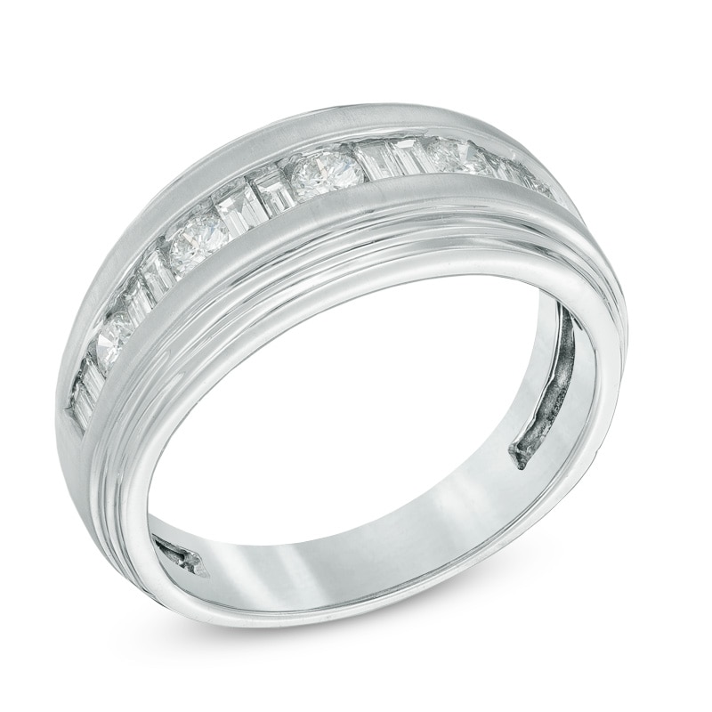 Previously Owned - Men's 1 CT. T.W. Round and Baguette Diamond Wedding Band in 14K White Gold