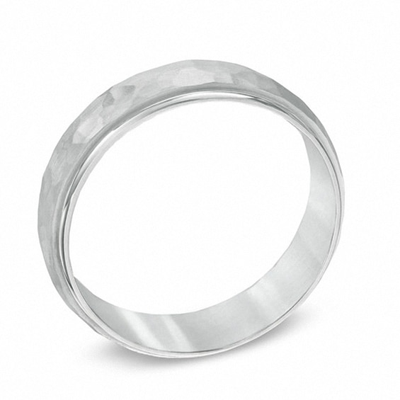 Previously Owned - Men's 6.0mm Hammered Comfort Fit Wedding Band in 14K White Gold
