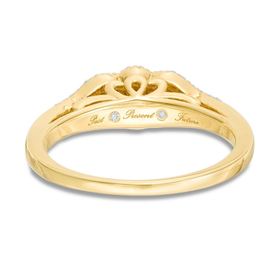 Previously Owned - 1/5 CT. T.w. Diamond Cluster Past Present FutureÂ® Ring in 10K Gold