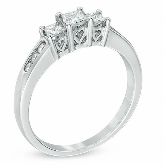Previously Owned - 1/2 CT. T.W. Princess-Cut Diamond Past Present Future® Ring in 14K White Gold Previously Owned - 1/2 CT. T.W. Princess-Cut Diamond Past Present Future® Ring in 14K White Gold