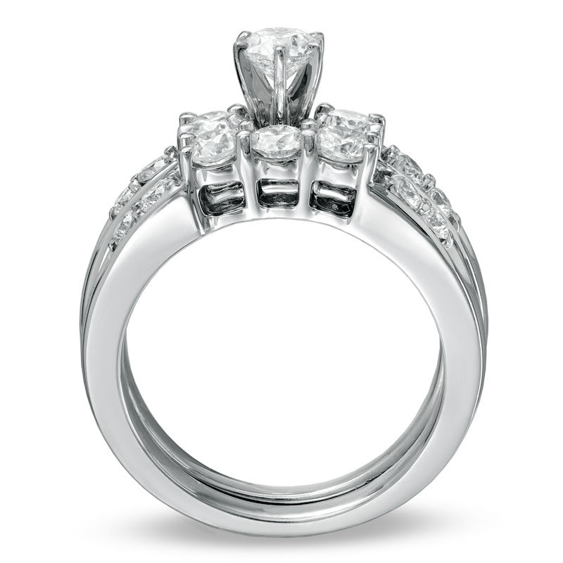 Previously Owned 11/2 CT. T.W. Diamond Three Stone Bridal Set in 14K