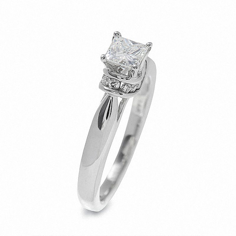 Previously Owned - 3/4 CT. Princess Cut Diamond Solitaire Engagement Ring in 14K White Gold