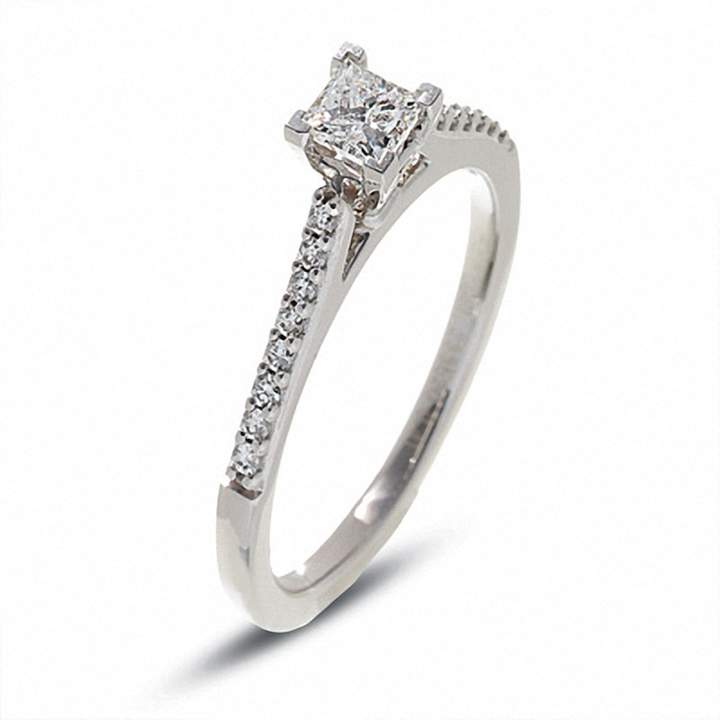 Previously Owned - 1/2 CT. T.W. Colourless Princess-Cut Diamond Solitaire Engagement Ring in 18K White Gold