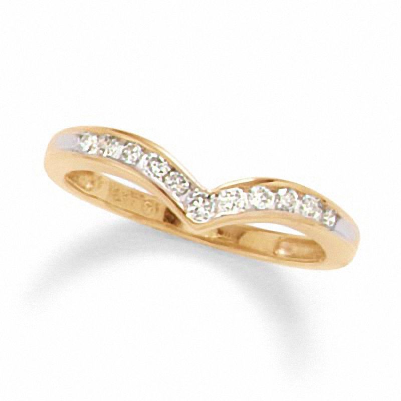 Main Image 1 of Previously Owned - 1/4 CT. T.W. Diamond Chevron Channel Band in 10K Gold