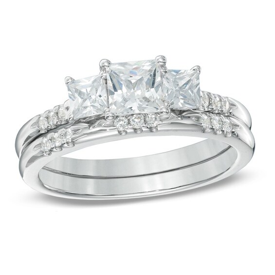 Previously Owned - 1 CT. T.w. Princess-Cut Diamond Past Present FutureÂ® Bridal Set in 14K White Gold