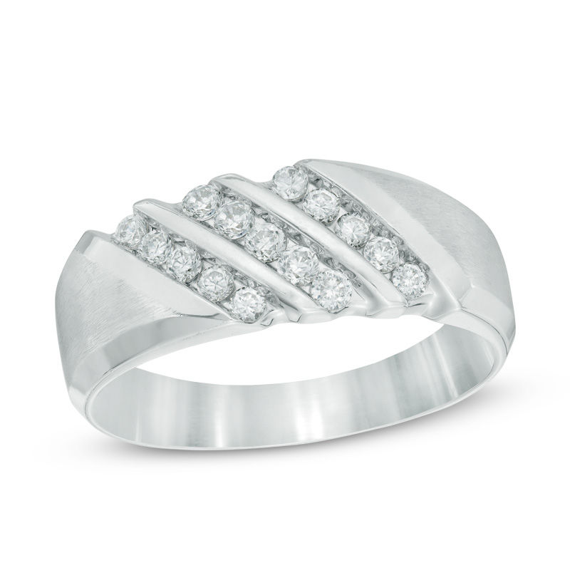 Previously Owned - Men's 1/2 CT. T.W. Diamond Three Row Slant Wedding Band in 10K White Gold