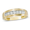 Thumbnail Image 1 of Previously Owned - Men's 1/2 CT. T.W. Diamond Wedding Band in 10K Gold