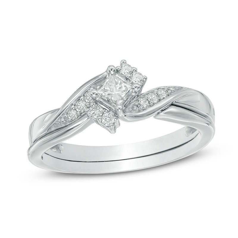 Main Image 1 of Previously Owned - 1/4 CT. T.W. Princess-Cut Diamond Bridal Set in 10K White Gold
