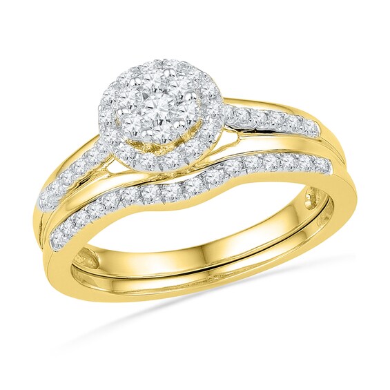 Previously Owned - 1/2 CT. T.w. Diamond Cluster Frame Bridal Set in 10K Gold