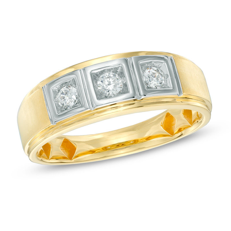 Main Image 1 of Previously Owned - 1/4 CT. T.W. Diamond Three Stone Ring in 10K Gold