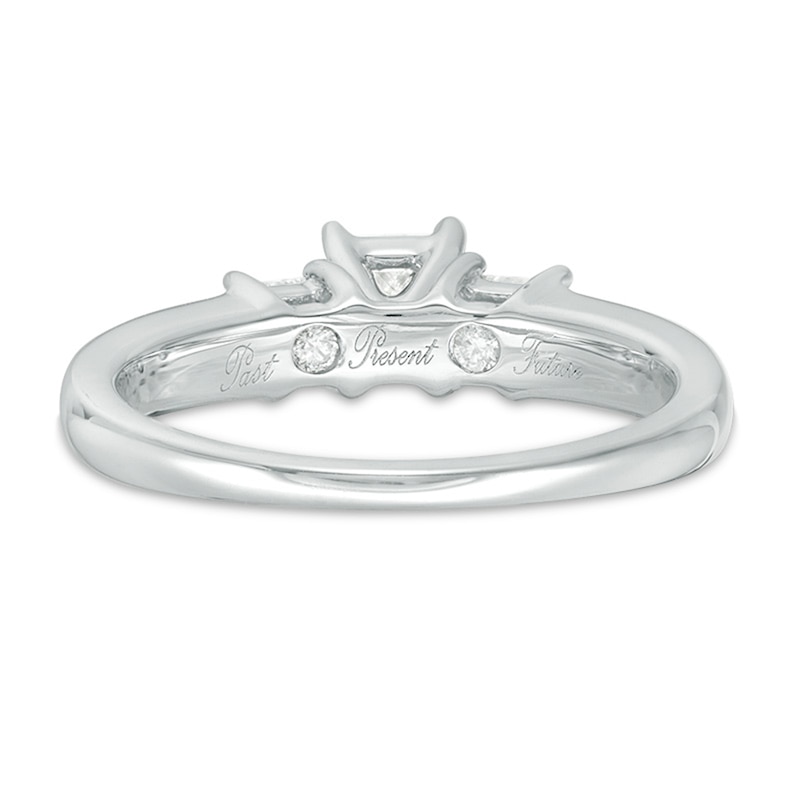 Main Image 3 of Previously Owned 1-1/2 CT. T.W. Princess-Cut Diamond Three Stone Soldered Bridal Set in 14K White Gold