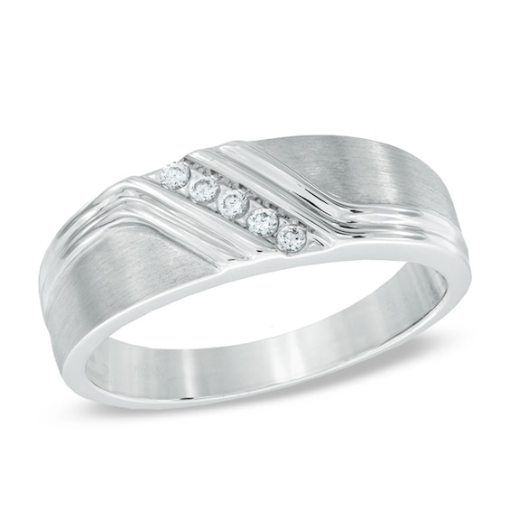 Previously Owned - 1/10 CT. T.w. Diamond Five Stone Slant Band in 10K White Gold