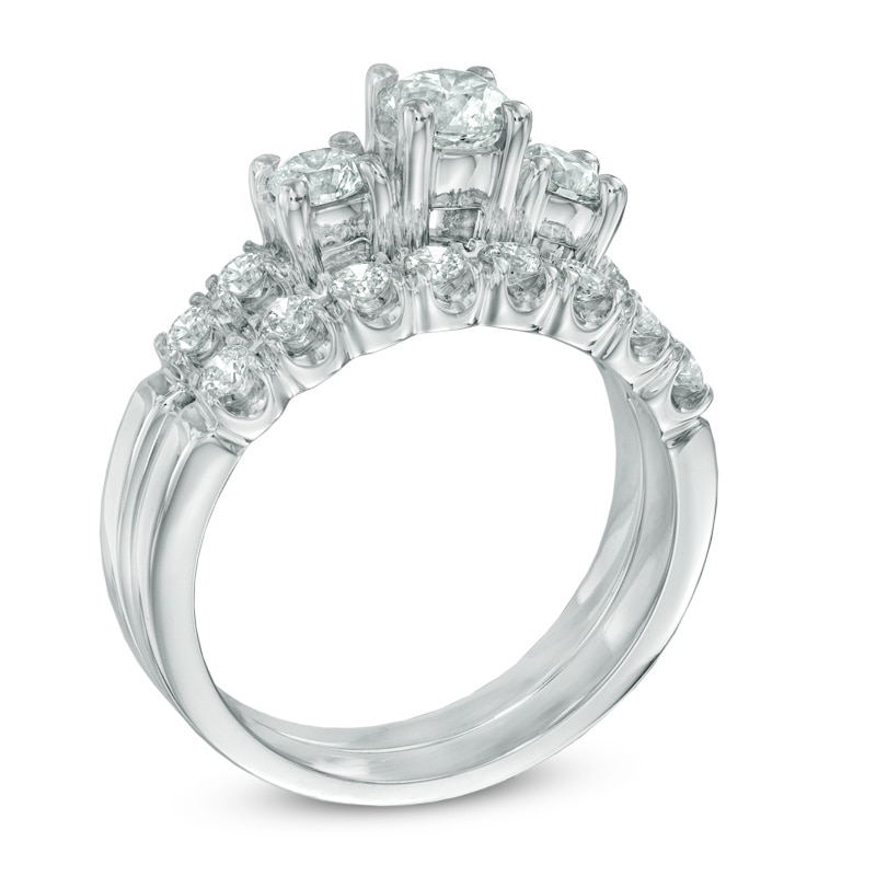 Main Image 2 of Previously Owned - 1-1/4 CT. T.W. Diamond Three Stone Bridal Set in 14K White Gold (I/I1)
