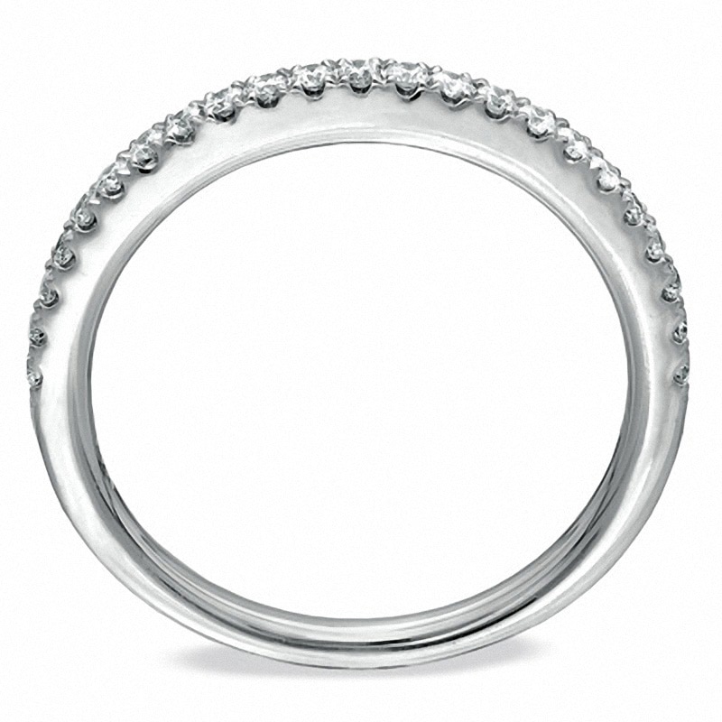 Previously Owned - Vera Wang Love Collection 1/4 CT. T.W. Diamond Anniversary Band in 14K White Gold