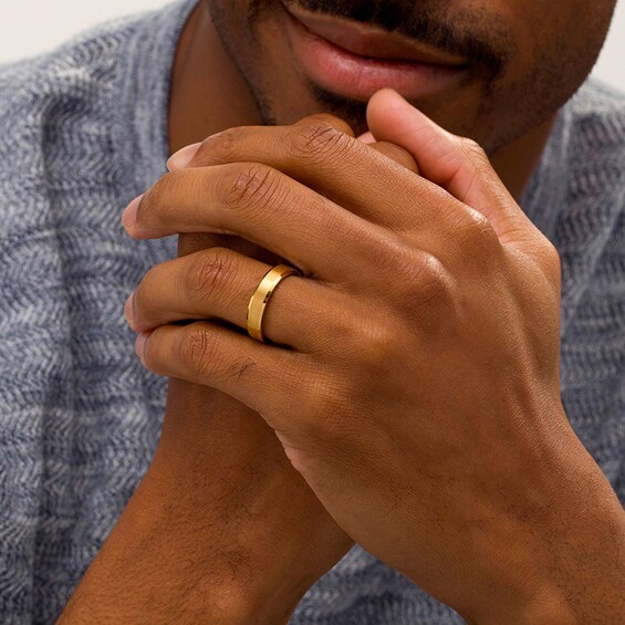 Previously Owned - 5.0mm Multi-Finish Bevelled-Edge Comfort-Fit Wedding Band in Tungsten with Yellow IP