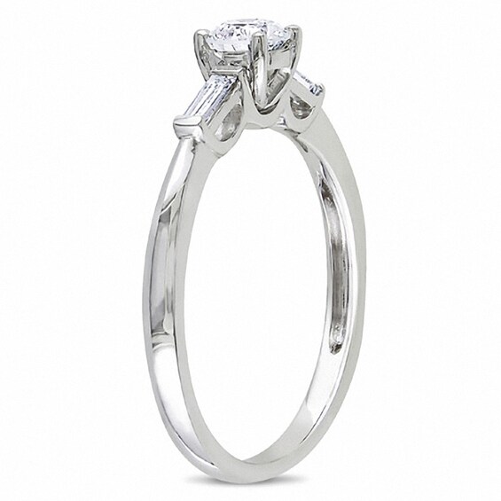 Previously Owned - 1/2 CT. T.w. Diamond Three Stone Engagement Ring in 14K White Gold