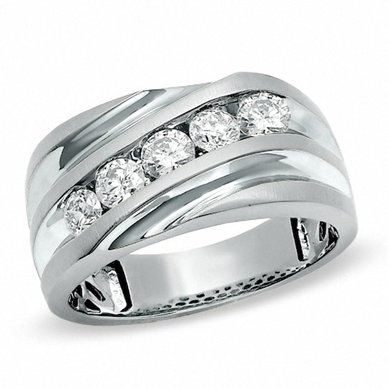 Previously Owned - Men's 1 CT. T.w. Diamond Slant Wedding Band in 14K White Gold