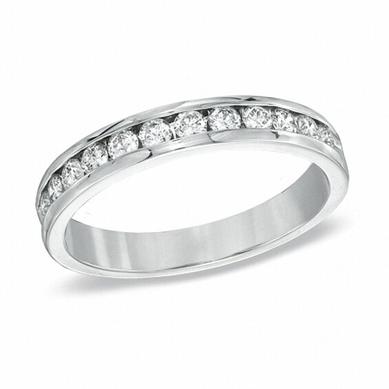 Previously Owned - 1/2 CT. T.w. Diamond Anniversary Band in 18K White Gold (E/I1)