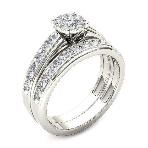 Previously Owned - 1-1/2 CT. T.w. Diamond Frame Bridal Set in 14K White Gold
