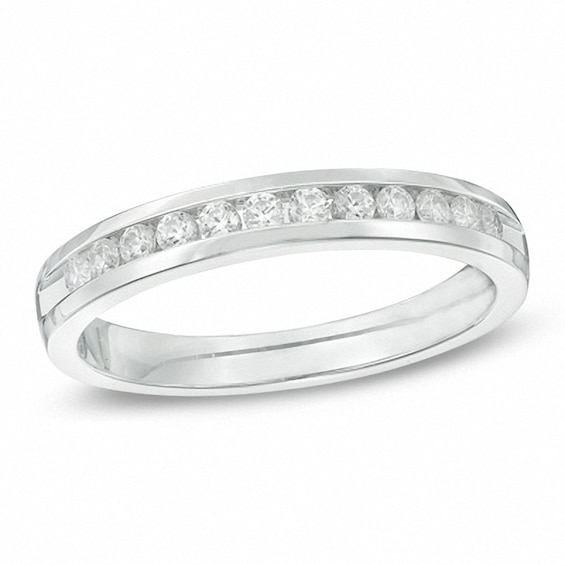 Previously Owned - 1/4 CT. T.w. Diamond Anniversary Band in 14K White Gold (I/Si2)