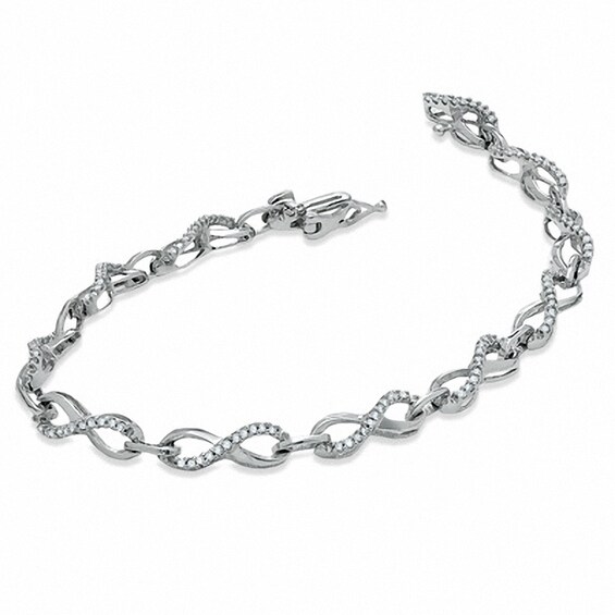 Previously Owned - 1/2 CT. T.w. Diamond Fashion Bracelet in 10K White Gold