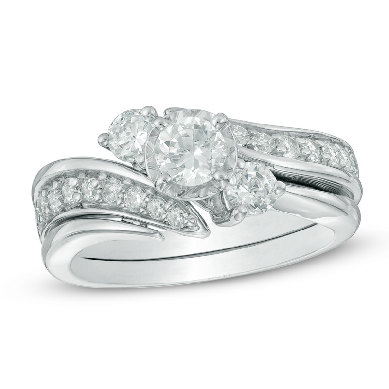 Main Image 1 of Previously Owned - 1 CT. T.W. Diamond Three Stone Slant Bridal Set in 14K White Gold