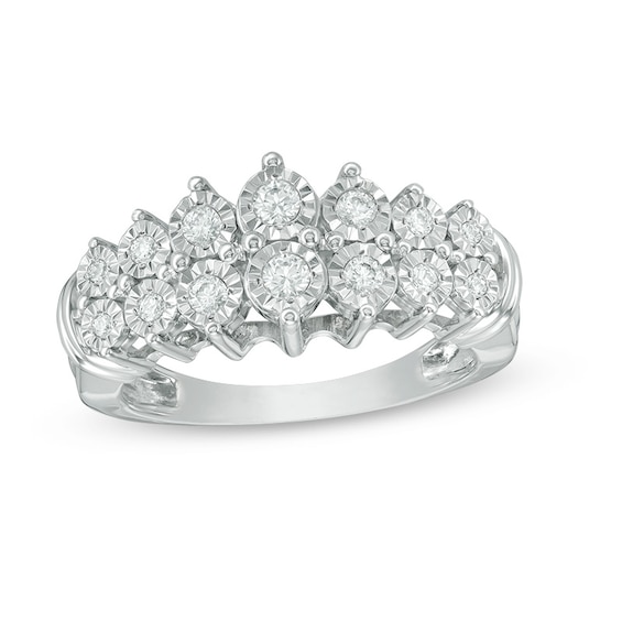 Previously Owned - 1/4 CT. T.w. Diamond Pyramid Wedding Band in 10K White Gold