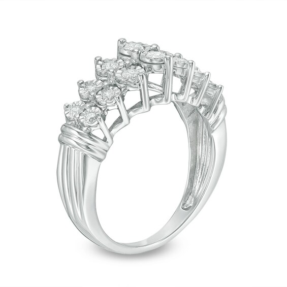 Previously Owned - 1/4 CT. T.w. Diamond Pyramid Wedding Band in 10K White Gold