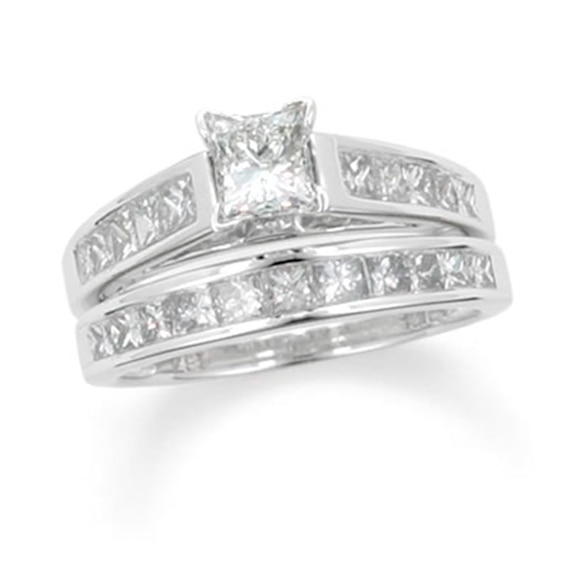 Previously Owned - 1-7/8 CT. T.w. Princess-Cut Diamond Bridal Set in 14K White Gold