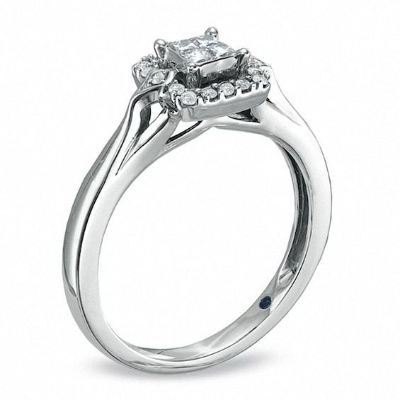 Previously Owned - Cherished Promise Collection™ 1/4 CT. T.w. Quad Princess-Cut Diamond Promise Ring in 10K White Gold