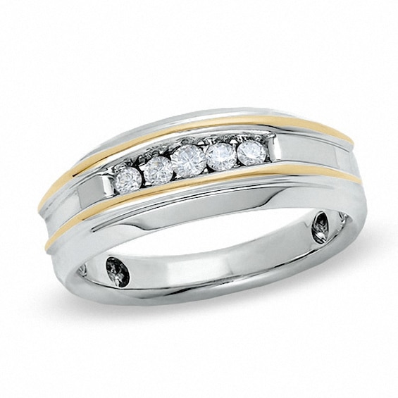 Previously Owned - Men's 1/4 CT. T.w. Diamond Five Stone Wedding Band in 10K Two-Tone Gold