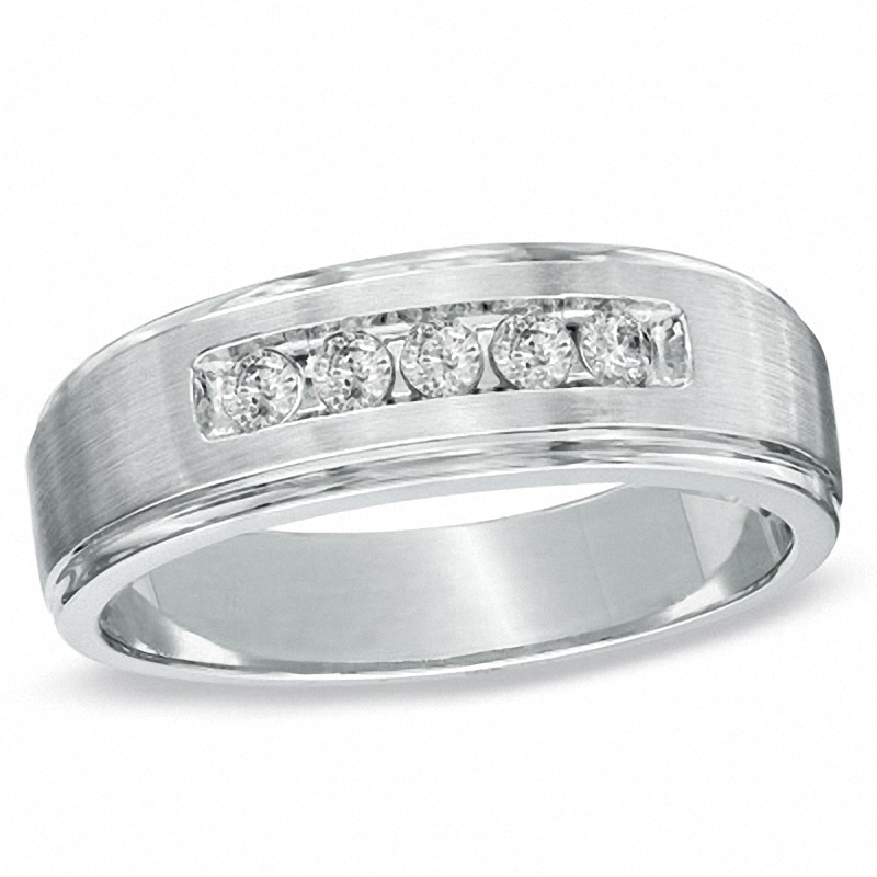 Main Image 1 of Previously Owned - 1/4 CT. T.W. Diamond Five Stone Band in 14K White Gold