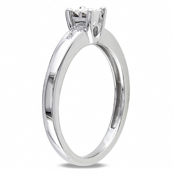 Previously Owned - 1/8 CT. T.w. Quad Princess-Cut Diamond Promise Ring in Sterling Silver