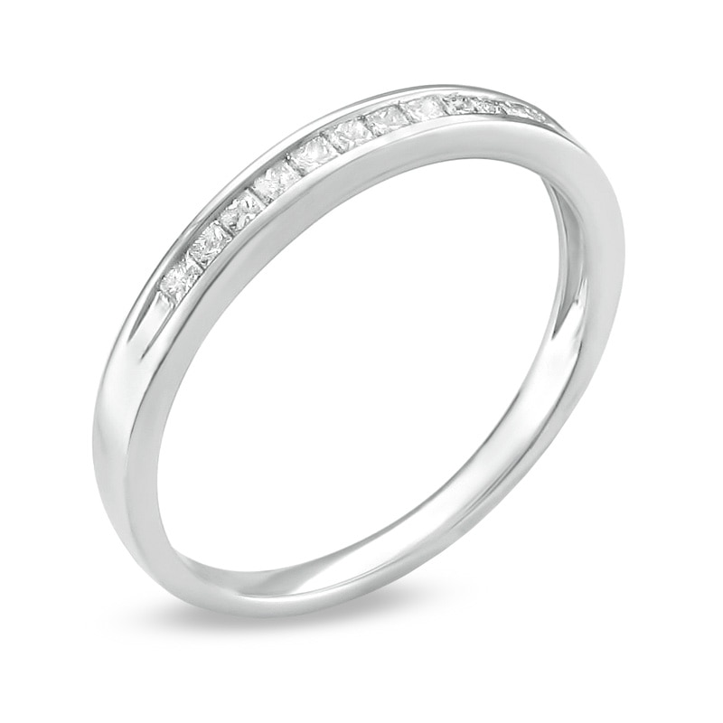 Previously Owned - 1/4 CT. T.W. Princess-Cut Diamond Wedding Band in Platinum