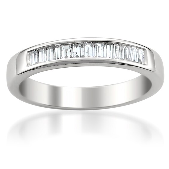 Previously Owned - 1/2 CT. T.w. Baguette Diamond Wedding Band in 14K White Gold (H/Vs2)