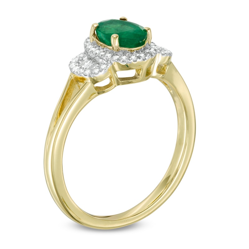 Main Image 2 of Previously Owned - Oval Emerald and 1/6 CT. T.W. Diamond Three Stone Collar Ring in 10K Gold