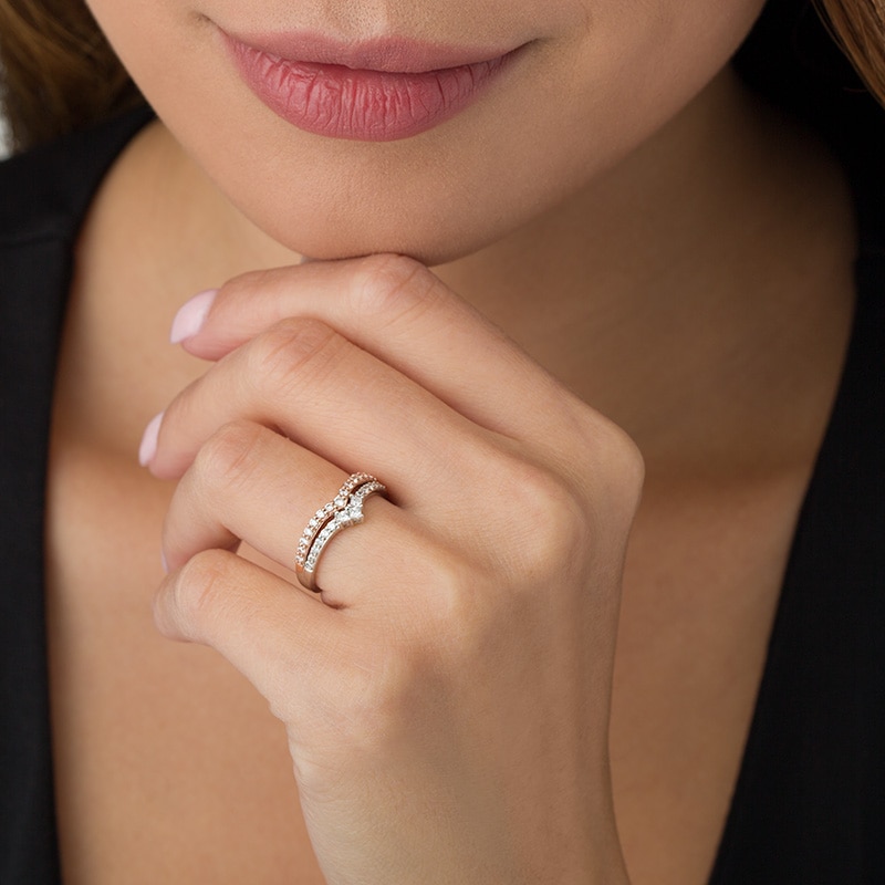 Main Image 3 of Previously Owned - 1/2 CT. T.W. Princess-Cut and Round Diamond Double Chevron Anniversary Band in 14K Two-Tone Gold