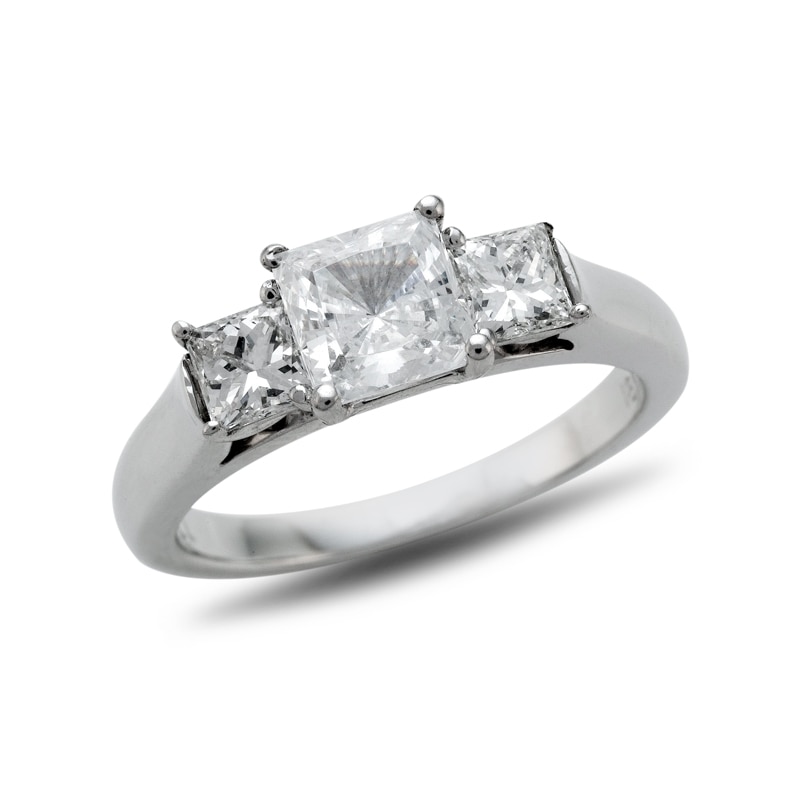 Main Image 2 of Previously Owned - 1-3/8 CT. T.W. Princess-Cut Diamond Three Stone Bridal Set in Platinum (H/SI2)