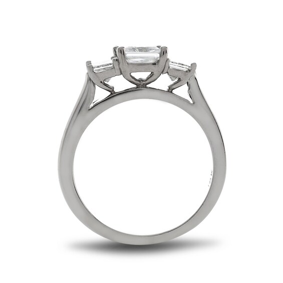 Previously Owned - 1-3/8 CT. T.w. Princess-Cut Diamond Three Stone Bridal Set in Platinum (H/Si2)