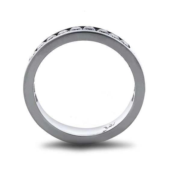 Previously Owned - 1/4 CT. T.w. Diamond Nine Stone Wedding Band in Platinum (H/Si1)