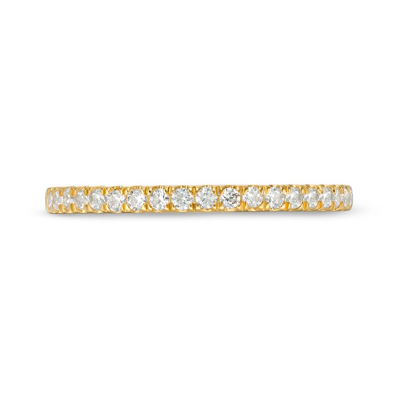 Main Image 4 of Previously Owned - 1/4 CT. T.W. Diamond Wedding Band in 10K Gold