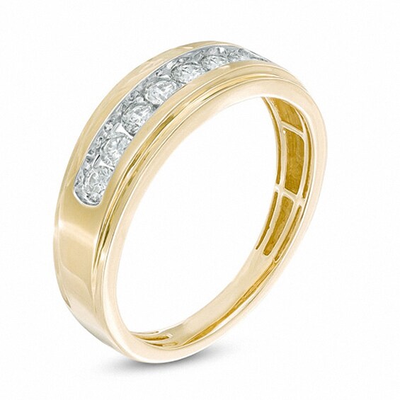 Previously Owned - 1/3 CT. T.w. Diamond Seven Stone Step Edge Anniversary Band in 10K Gold