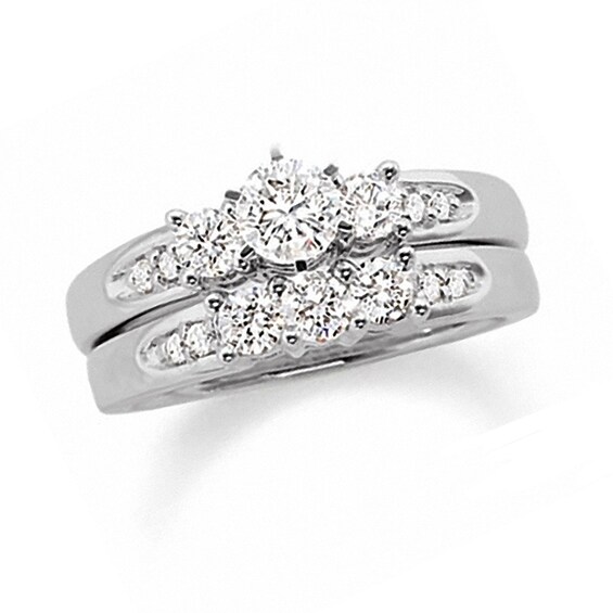 Previously Owned - 1-1/2 CT. T.w. Diamond Three Stone Bridal Set in 14K White Gold