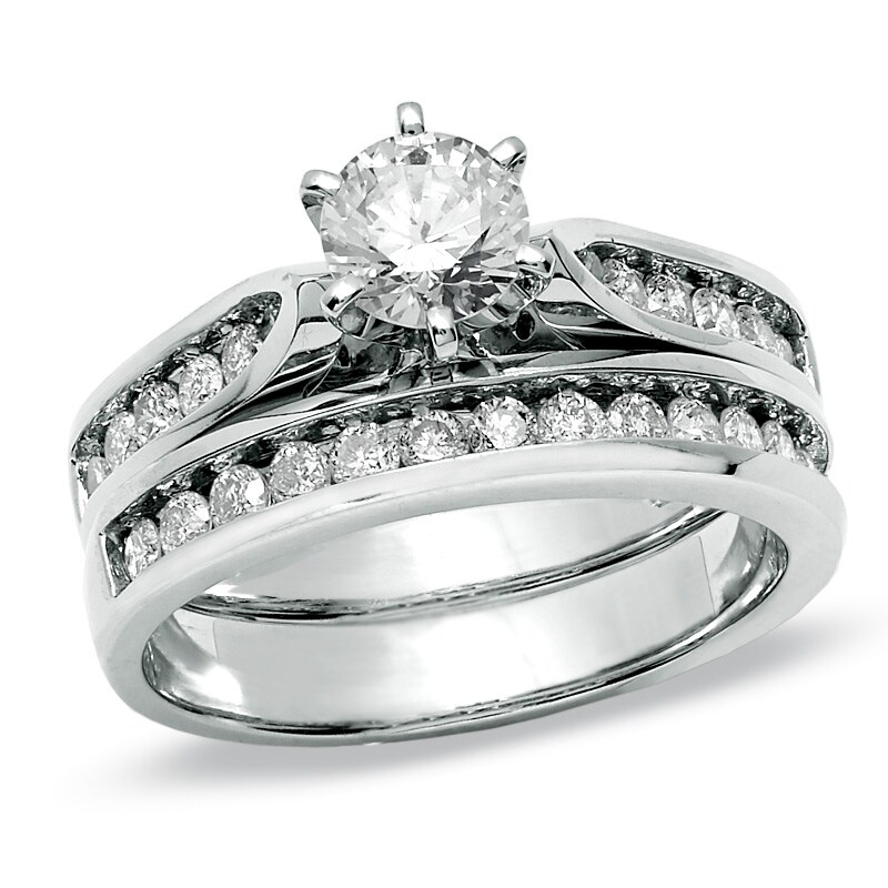 Main Image 1 of Previously Owned - 1-1/4 CT. T.W. Diamond Bridal Set in 14K White Gold