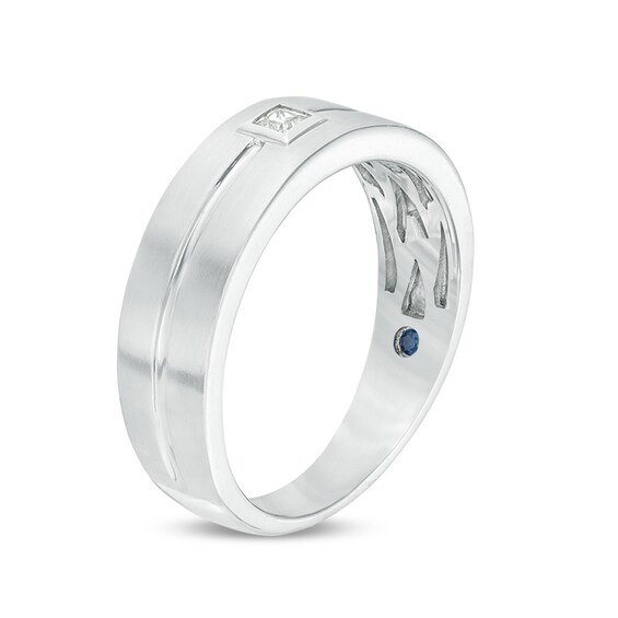 Previously Owned - Vera Wang Love Collection Menâs 1/15 CT. Square Diamond Solitaire Wedding Band in 14K White Gold