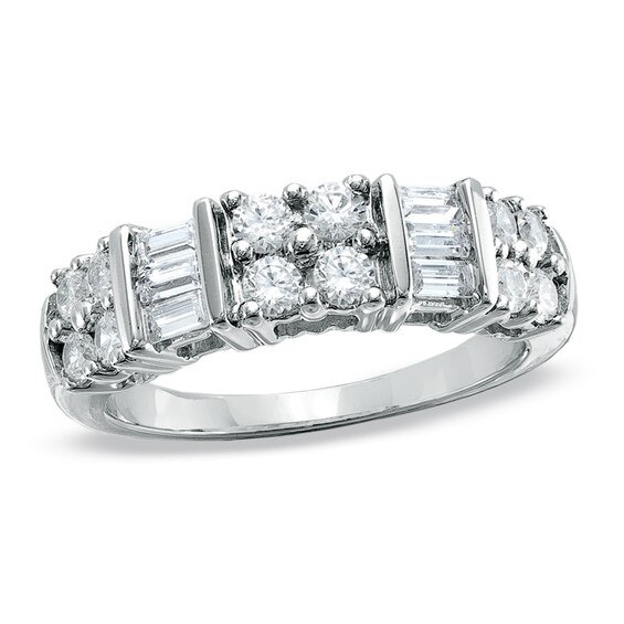 Previously Owned - 1 CT. T.w. Diamond Clover Band in 10K White Gold