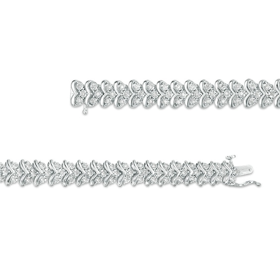 Previously Owned - 1 CT. T.w. Diamond Three Stone Chevron Bracelet in Sterling Silver - 7.5"